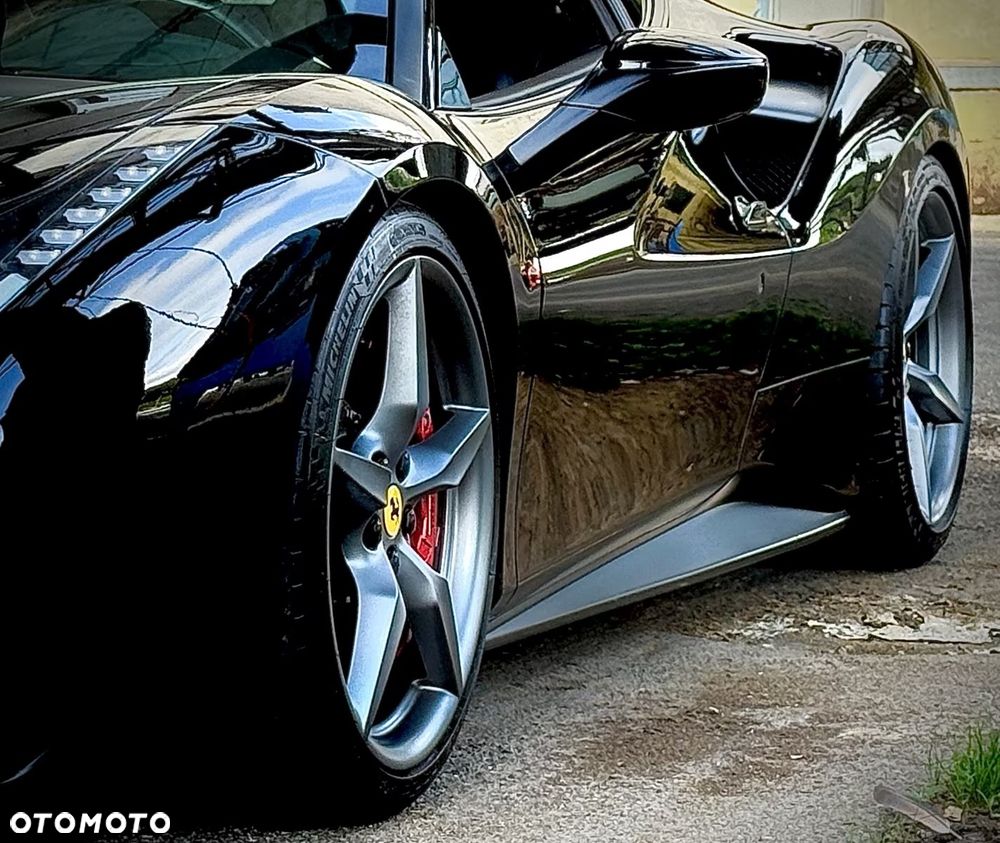 Ferrari 488 - 3