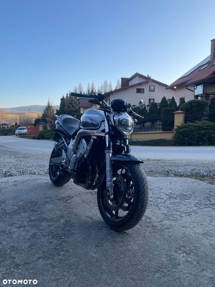 Yamaha FZ6 - 1
