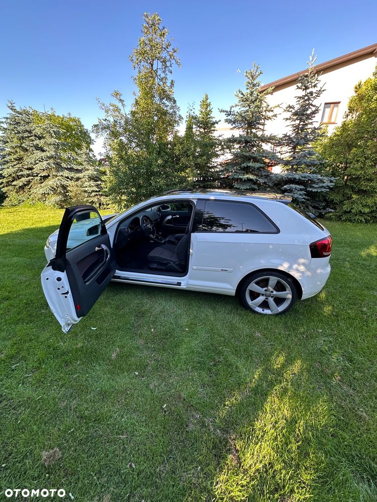 Audi A3 3-drzwiowe 1.6 S line Sportpaket (plus) - 14