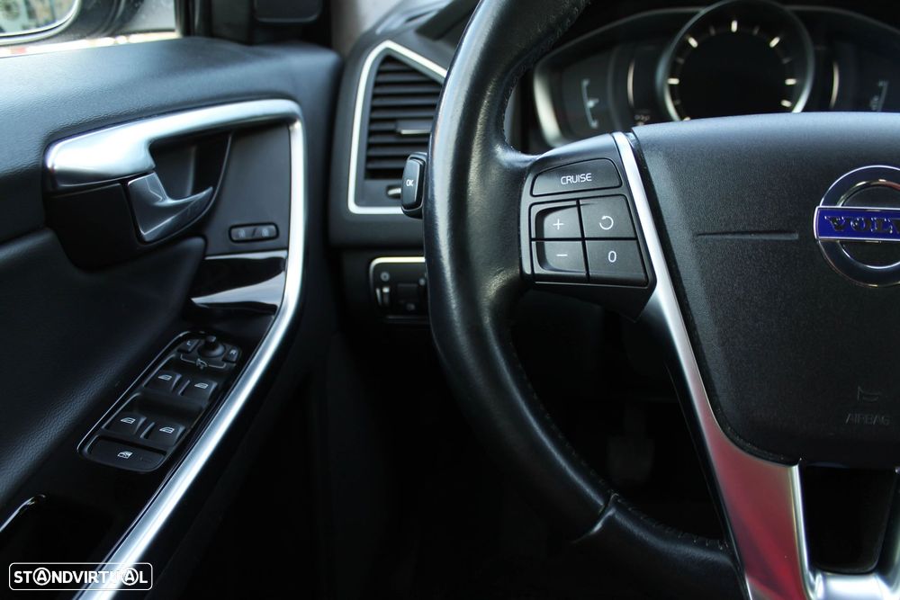 Volvo XC 60 2.0 D3 Dynamic Edition - 9