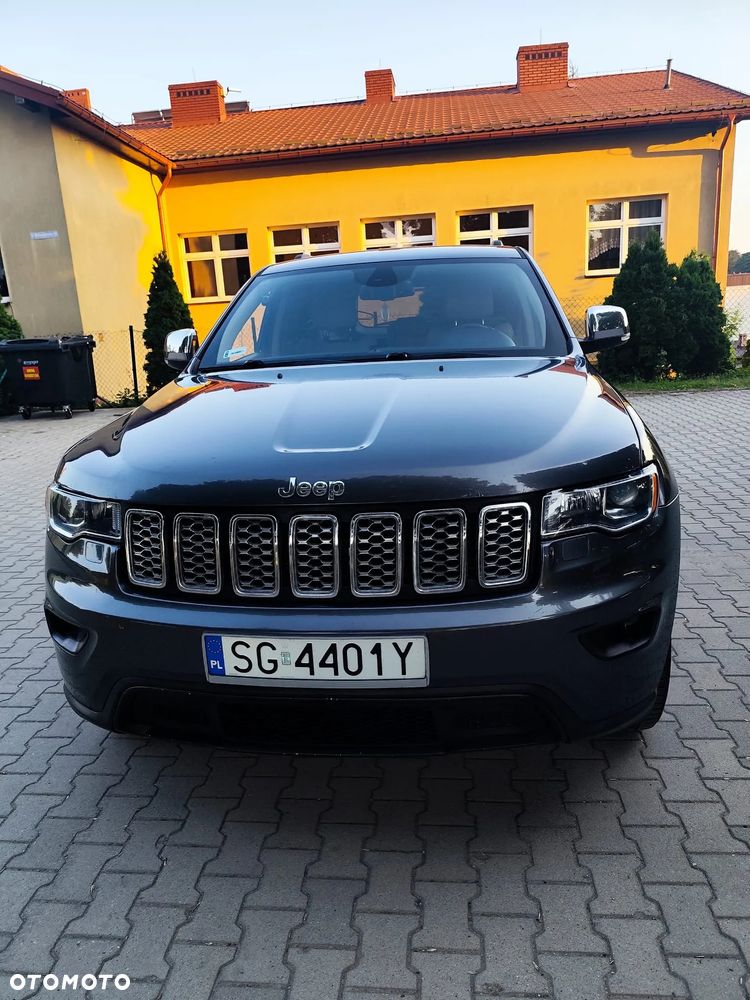Jeep Grand Cherokee - 8