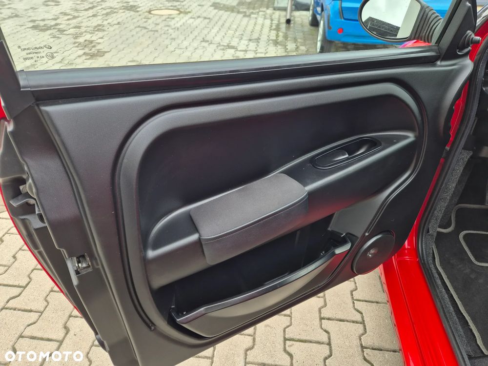 Microcar M.GO - 8