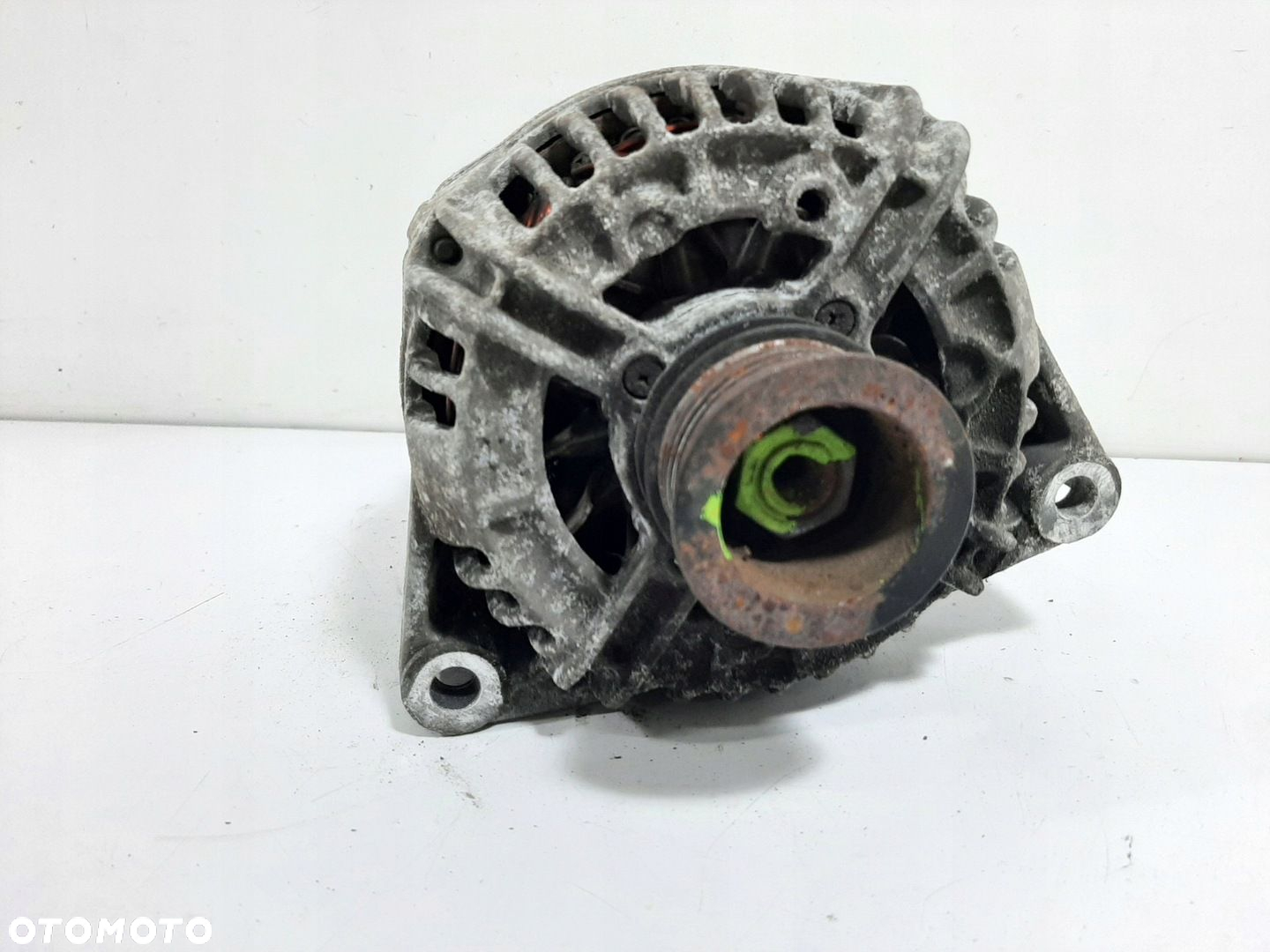 MERCEDES CL203 COUPE C180 2.0 16V 01R ALTERNATOR BOSCH 120A 0124515045 - 9