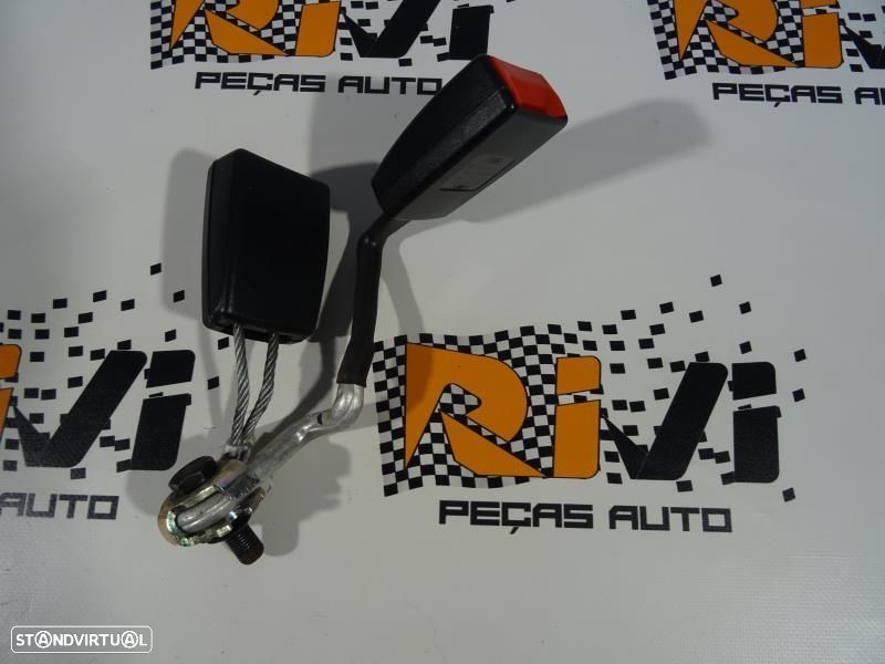 Encaixe De Cinto Traseiro Audi A3 (8P1)  Pré Tensor De Trás Audi A3 8P - 1
