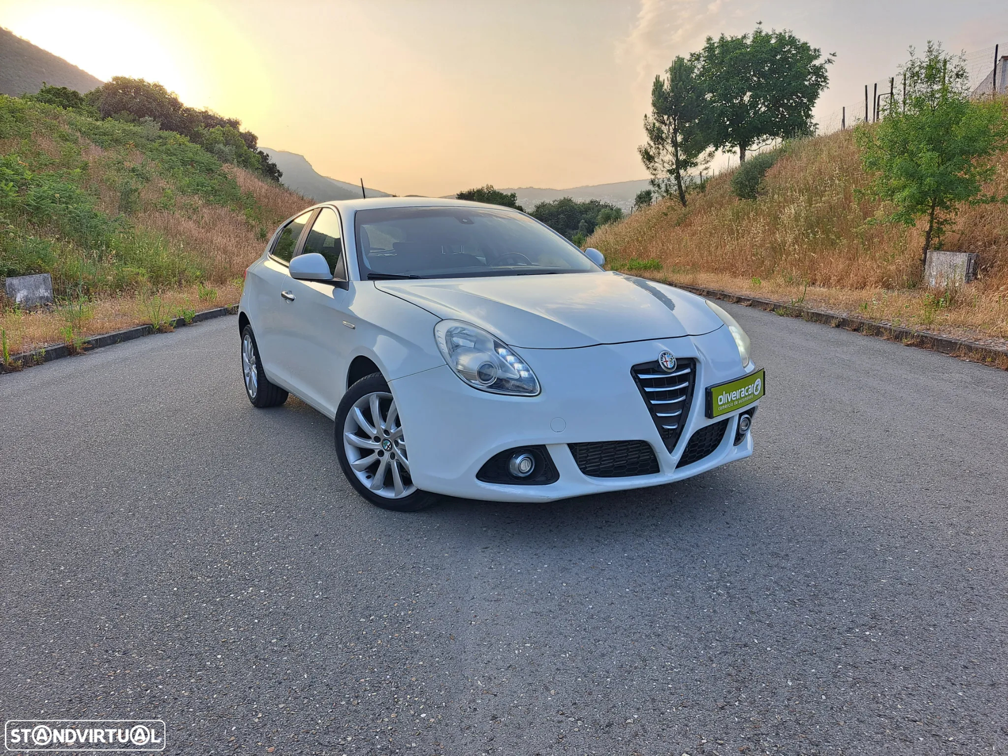 Alfa Romeo Giulietta 1.6 JTDm Exclusive - 2