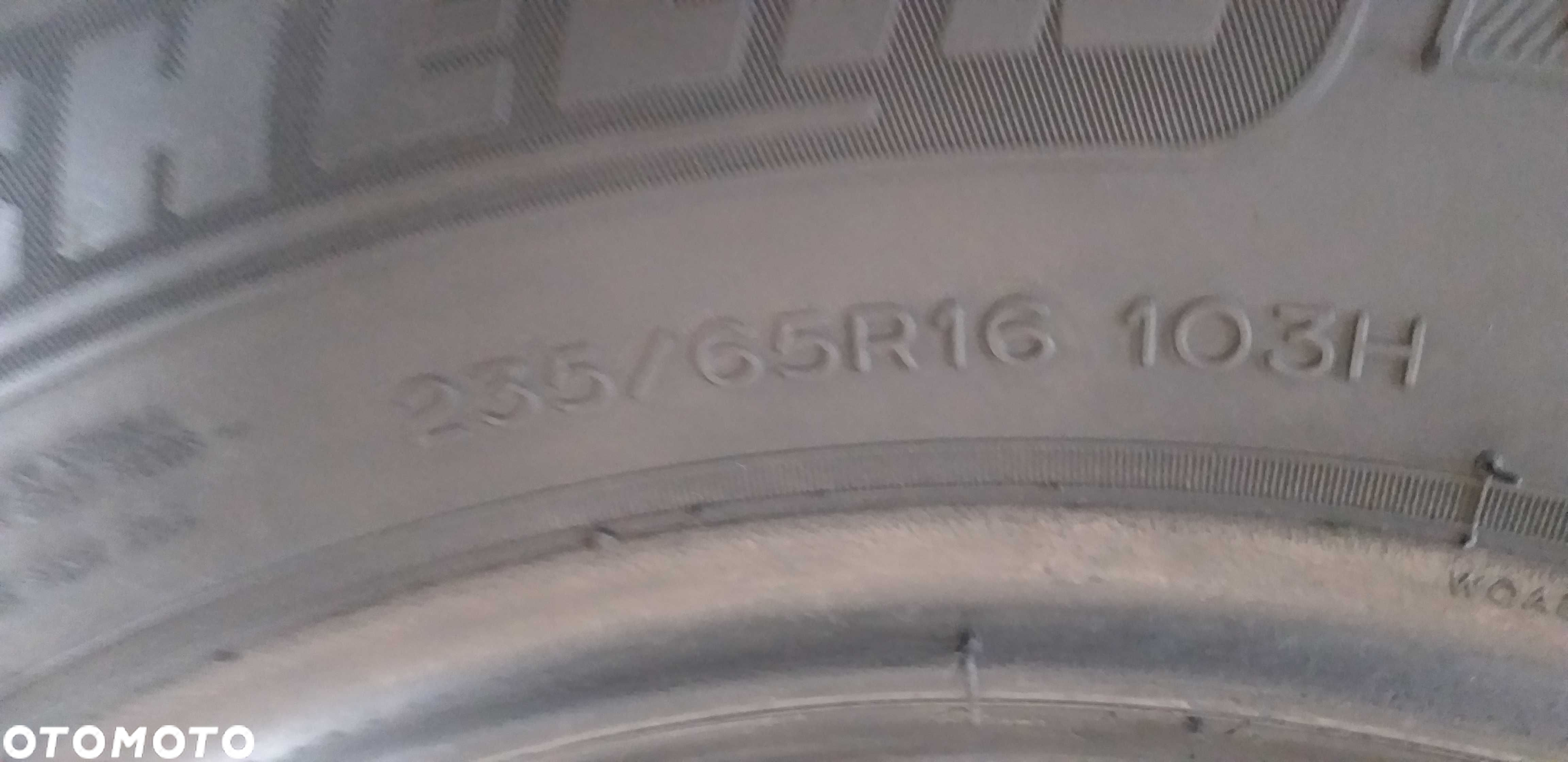 P526480M Para 235/65R16 108H Michelin Defender dot.4517 całoroczne - 7