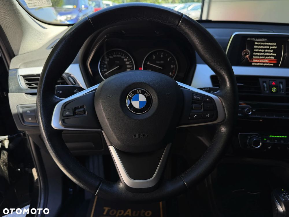 BMW X1 sDrive18d - 23