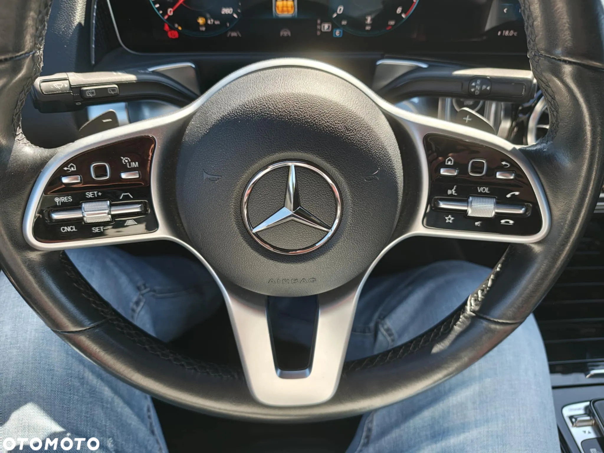 Mercedes-Benz GLB 200 d 8G-DCT Entry - 23