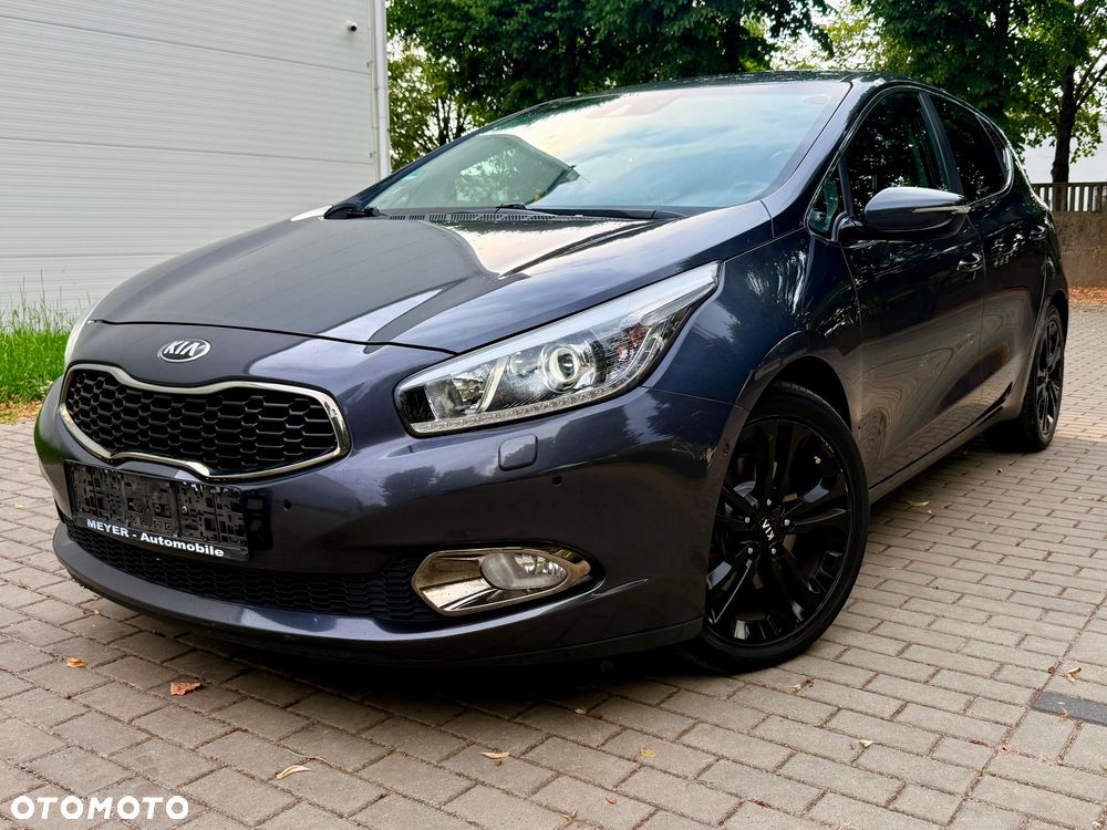 Kia Ceed - 14