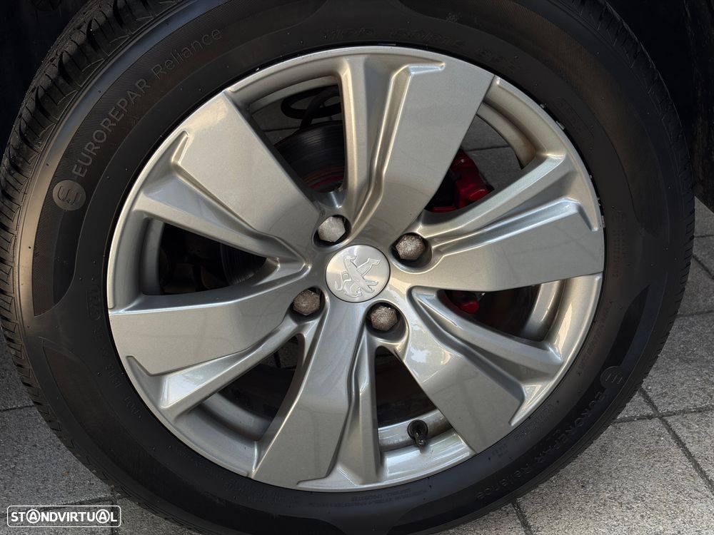 Peugeot 2008 PureTech 82 Active - 16