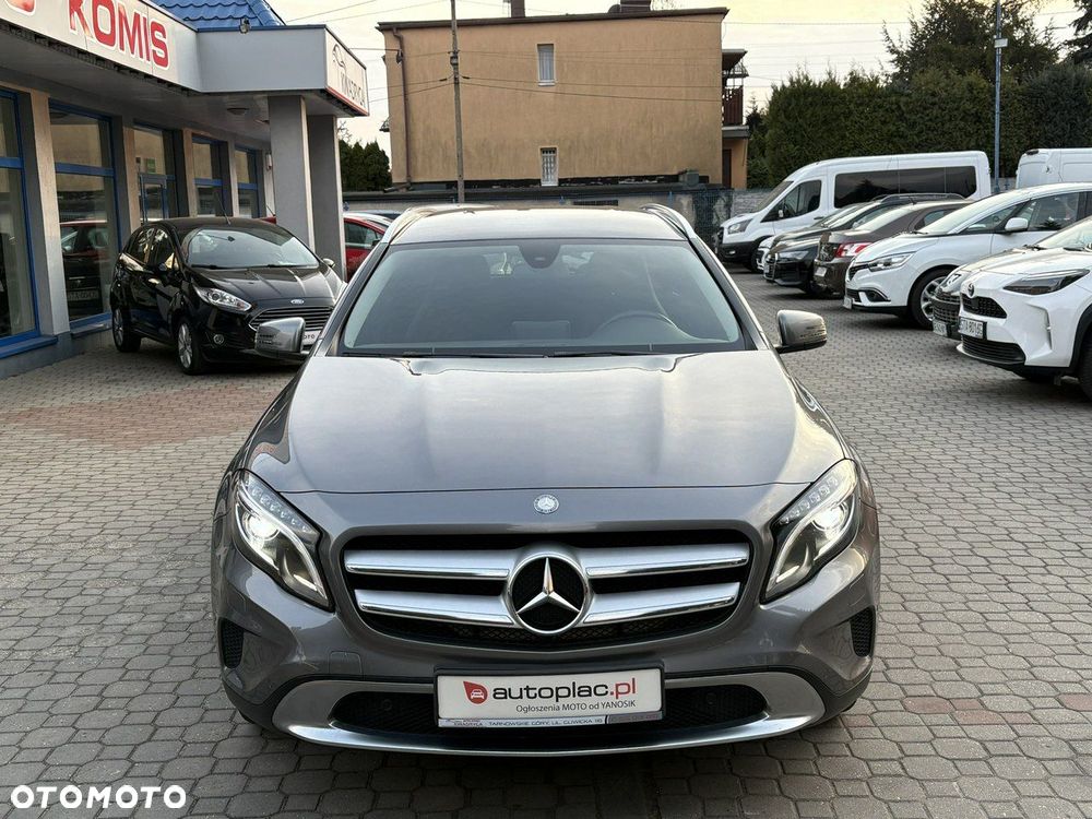 Mercedes-Benz GLA - 3