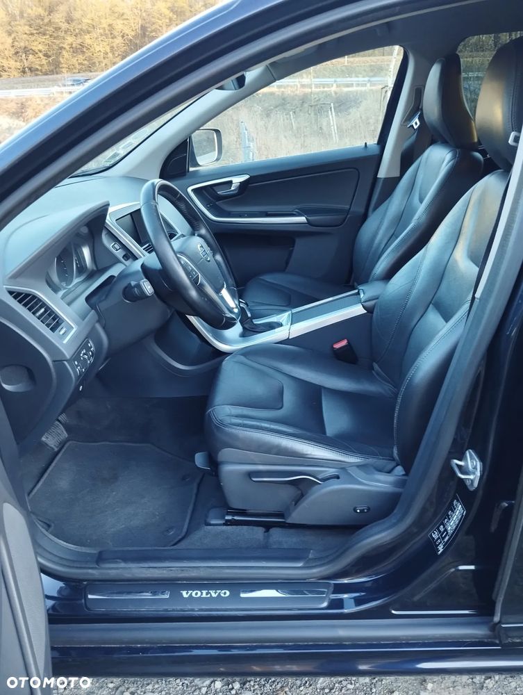 Volvo XC 60 - 11