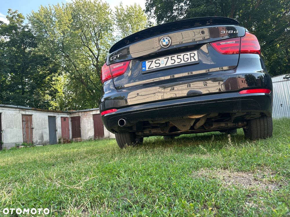 BMW Seria 3 318d - 17