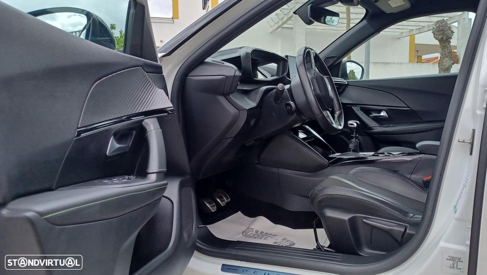 Peugeot 2008 1.2 PureTech GT Line - 10