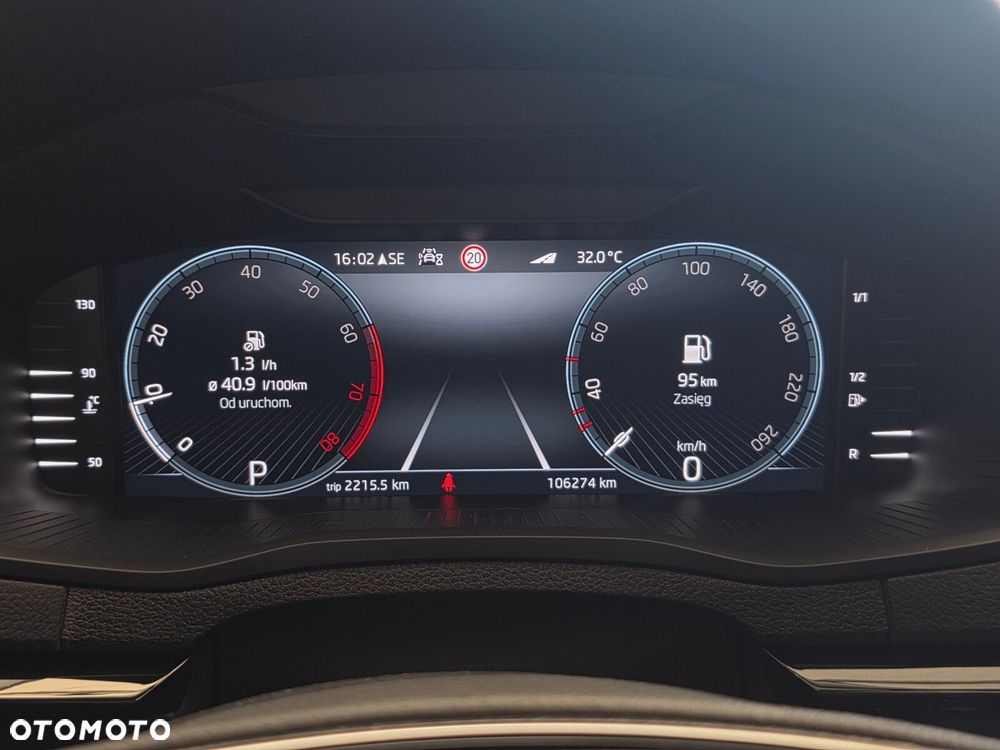 Skoda Karoq 1.5 TSI ACT 4x2 Style DSG - 23