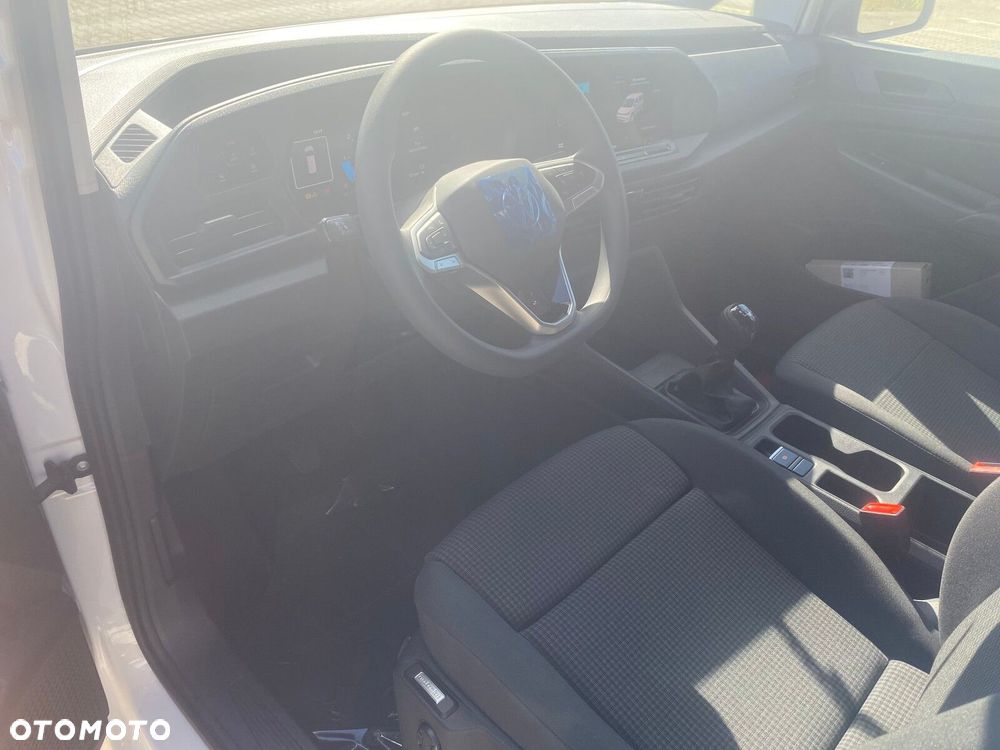 Volkswagen Caddy Caddy  silnik: 2,0 l TDI EU6 SCR  75 kW skrzynia biegów: manualna 6 -biegowa rozstaw osi: 2755 mm - 9