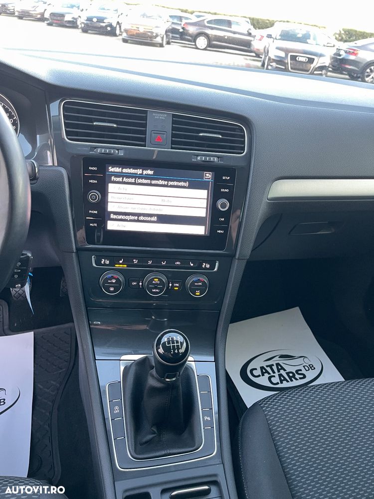 Volkswagen Golf 1.5 TSI BlueMotion ACT Comfortline - 36