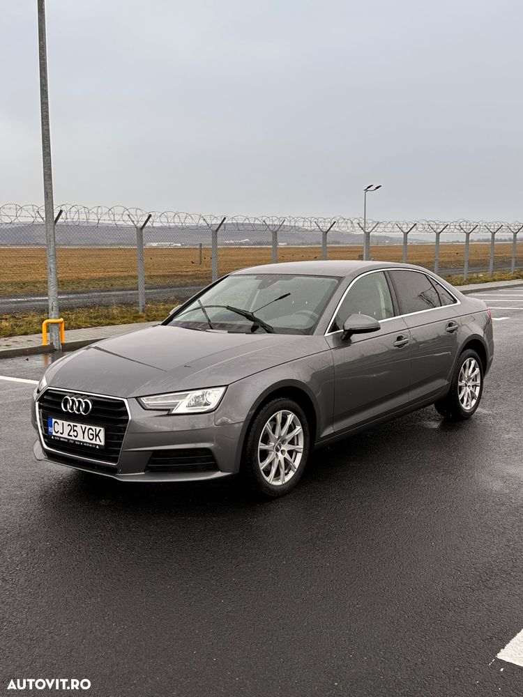 Audi A4 30 TDI - 1