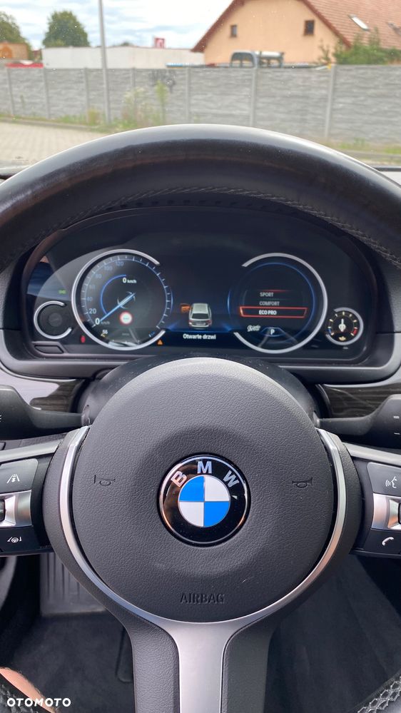 BMW Seria 5 520d Luxury Line - 36