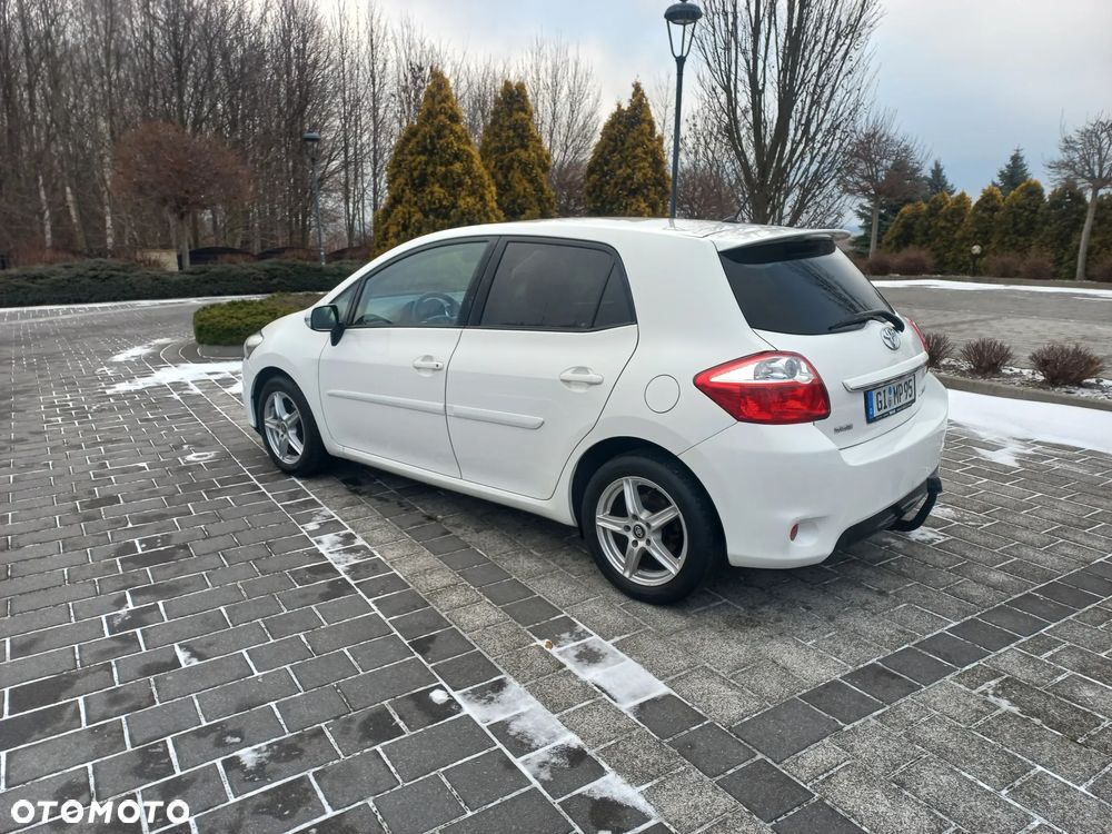 Toyota Auris 1.6 Life+ - 12