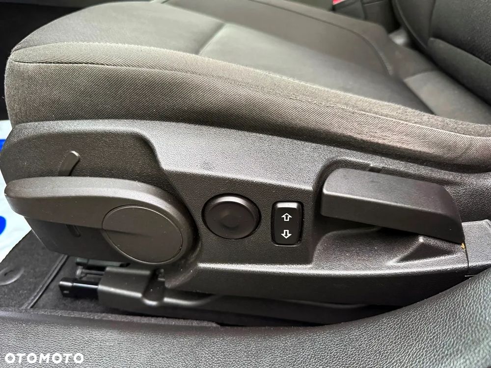 Opel Insignia 1.6 Design Edition - 20