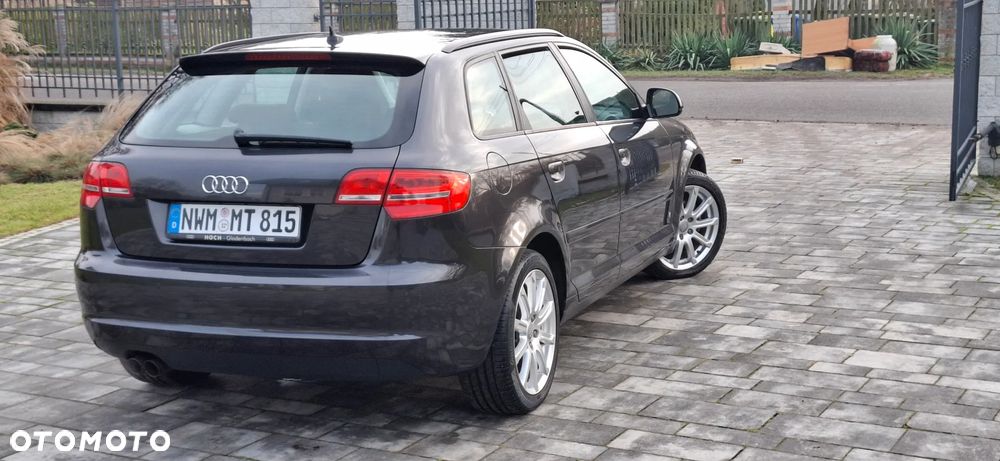 Audi A3 Sportback 1.8 TFSI S tronic Attraction - 4