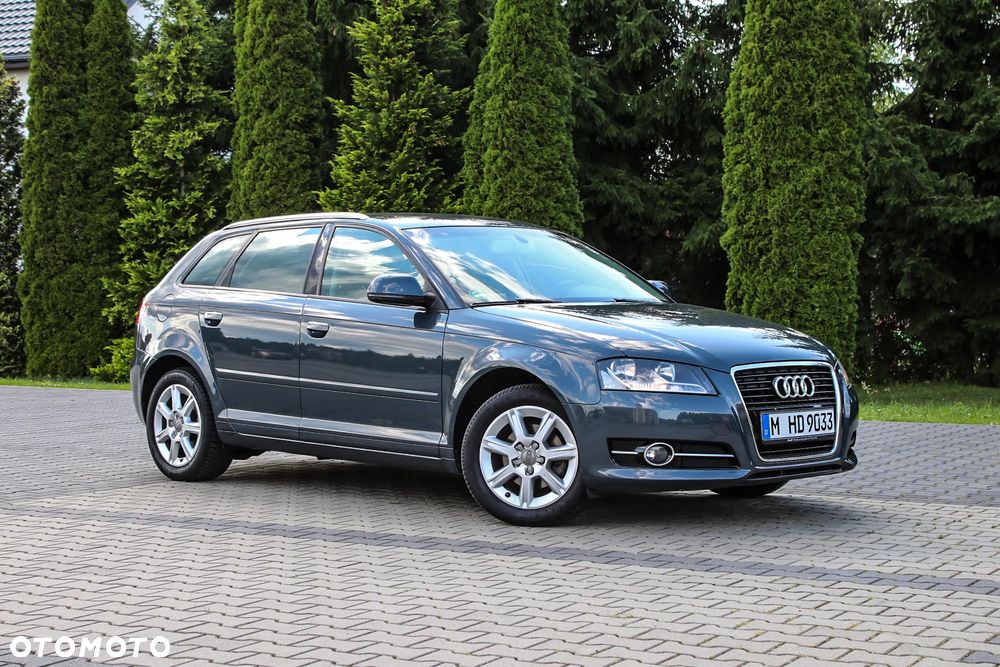 Audi A3 Sportback 1.6 TDI Attraction - 11