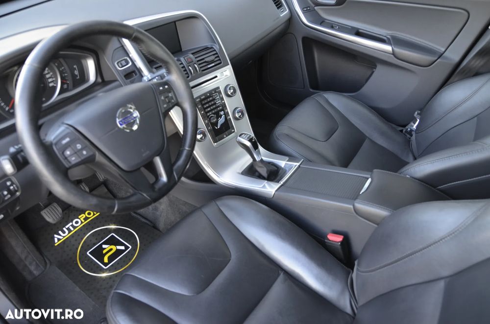 Volvo XC 60 D3 Summum - 10