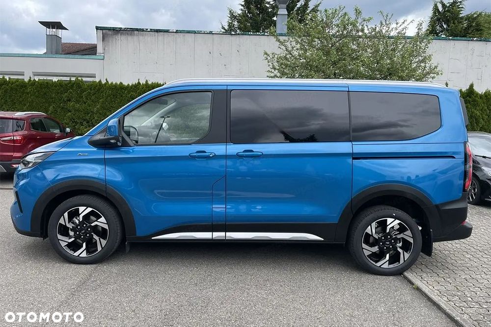 Ford Tourneo Custom 2.0 EcoBlue 320 AWD L1 Active - 10