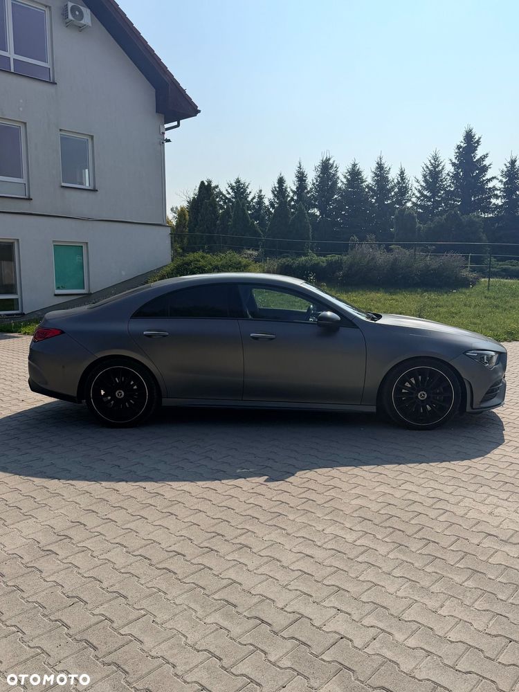 Mercedes-Benz CLA 220 4-Matic AMG Line 7G-DCT - 2
