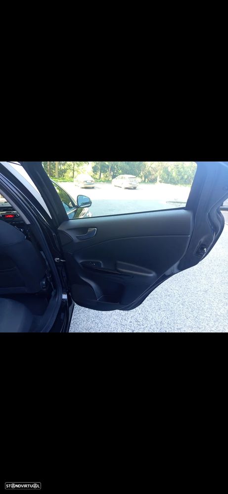 Alfa Romeo Giulietta 1.6 JTDM Distinctive 57X - 23