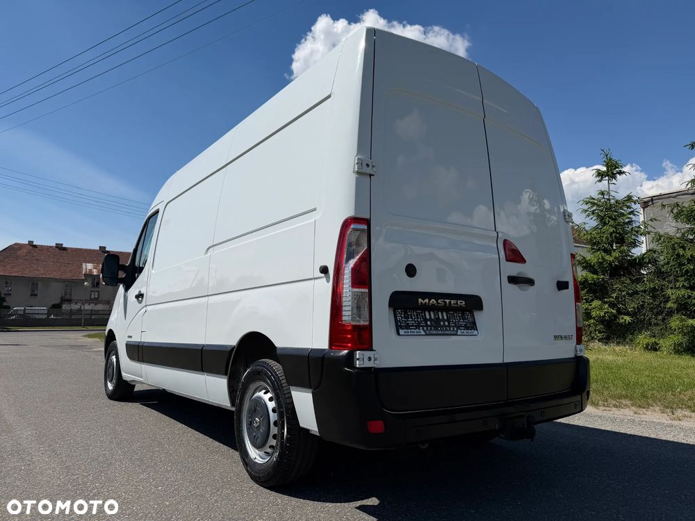 Renault Master * 2.3 / 125KM * L2H2 * Średni / Podwyższany * Furgon / Blaszak * - 10