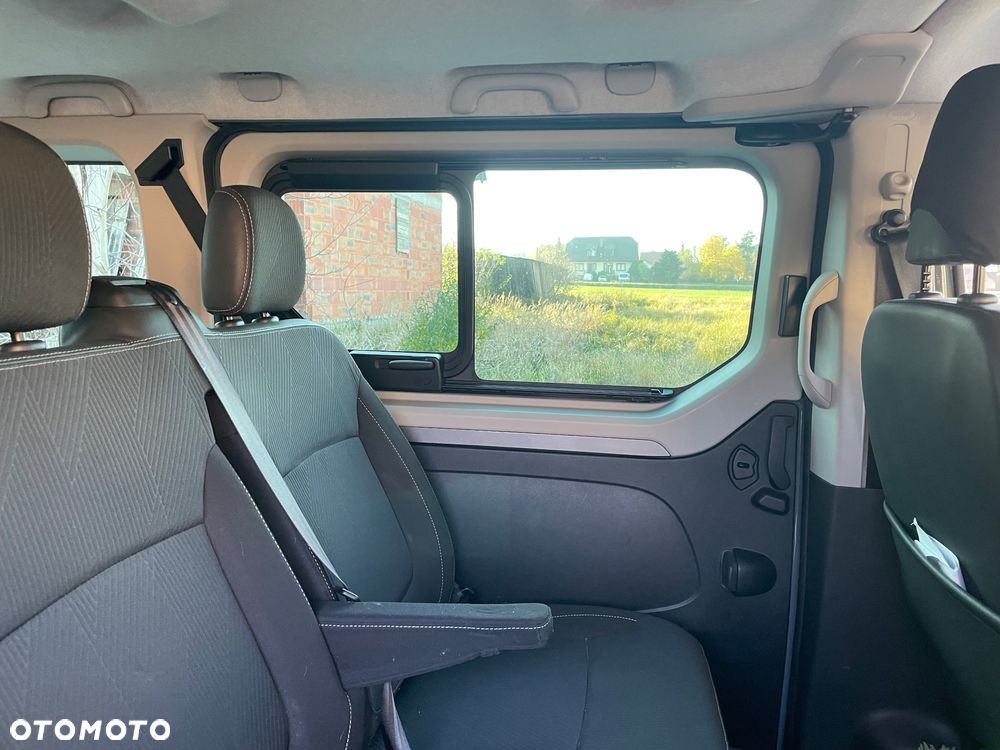 Renault Trafic 2.0 dCi Escapade - 27