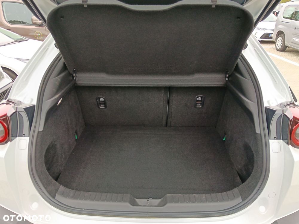 Mazda MX-30 - 16