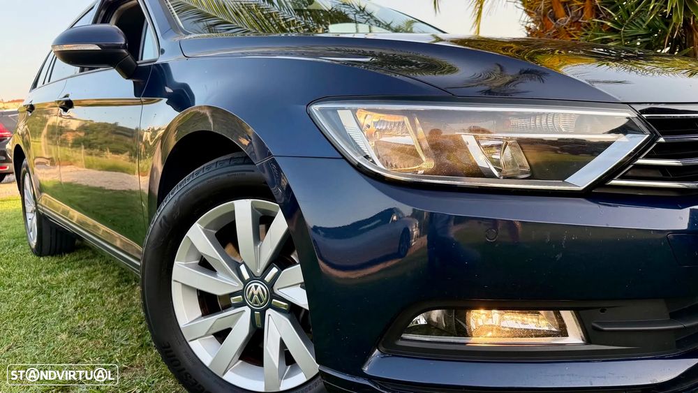 VW Passat Variant 1.6 TDI Confortline Navig - 2