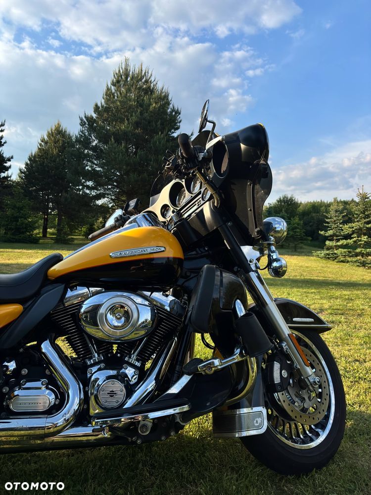 Harley-Davidson FLHT Electra Glide Standard - 6