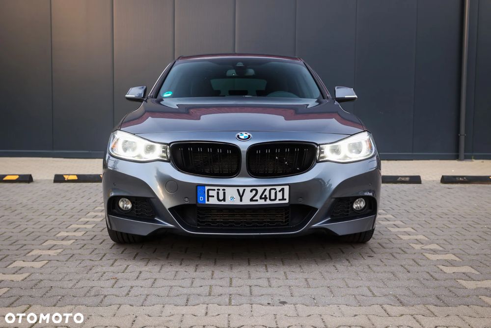 BMW 3GT 320d M Sport - 12