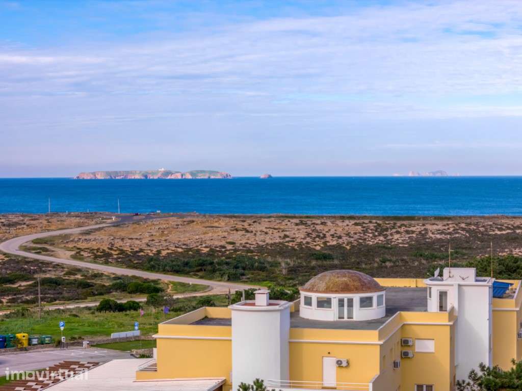 Hotel em primeira linha de mar, uma oportunidade única de investime... - Grande imagem: 2/50