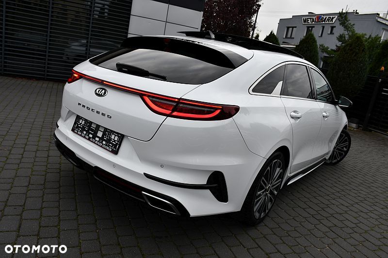 Kia ProCeed 1.4 T-GDI DCT7 OPF GT LINE - 4