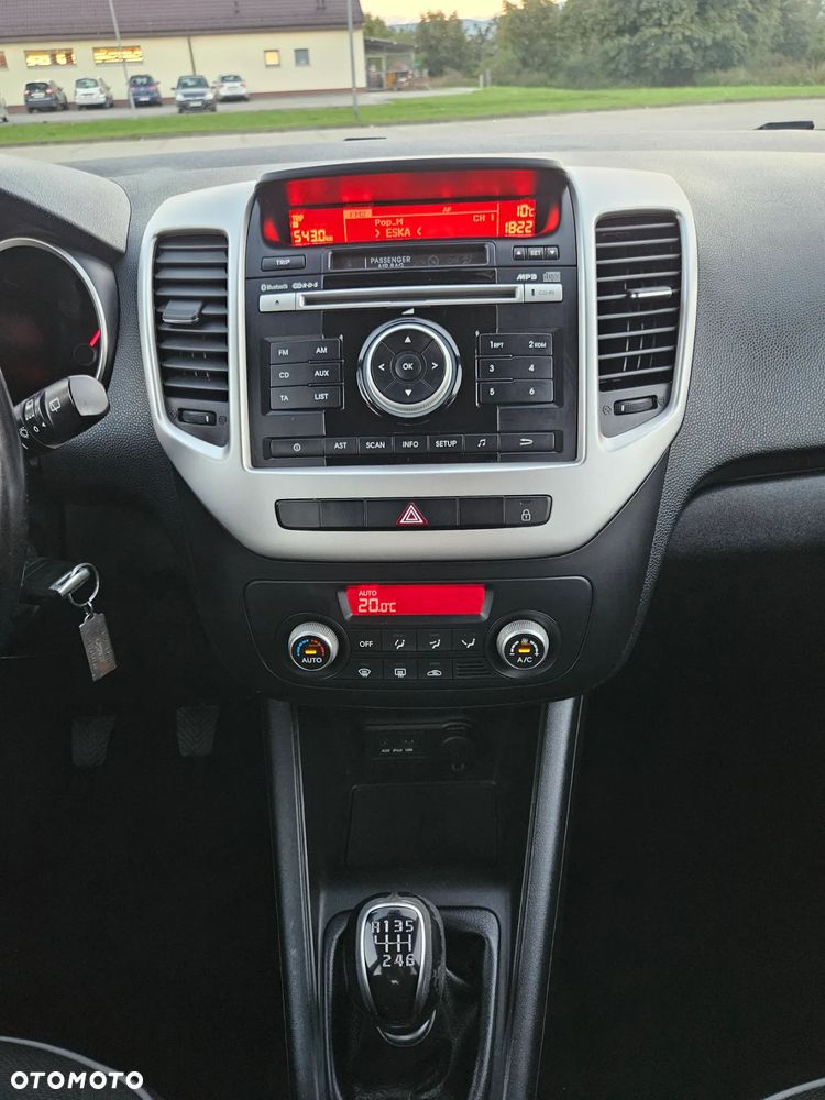Kia Venga 1.6 CRDi L - 11