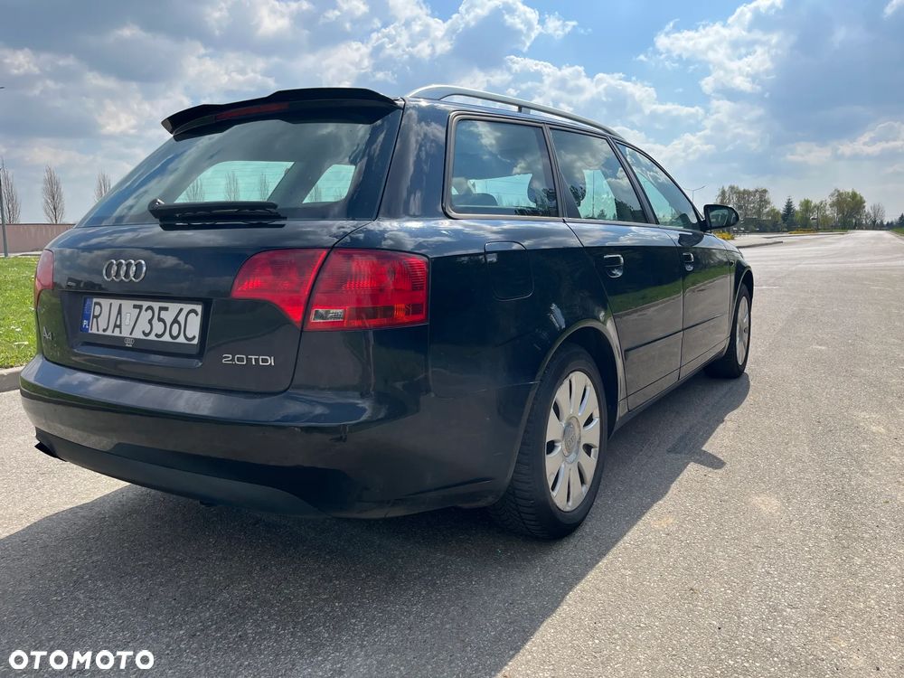 Audi A4 Avant 2.0 TDI - 4