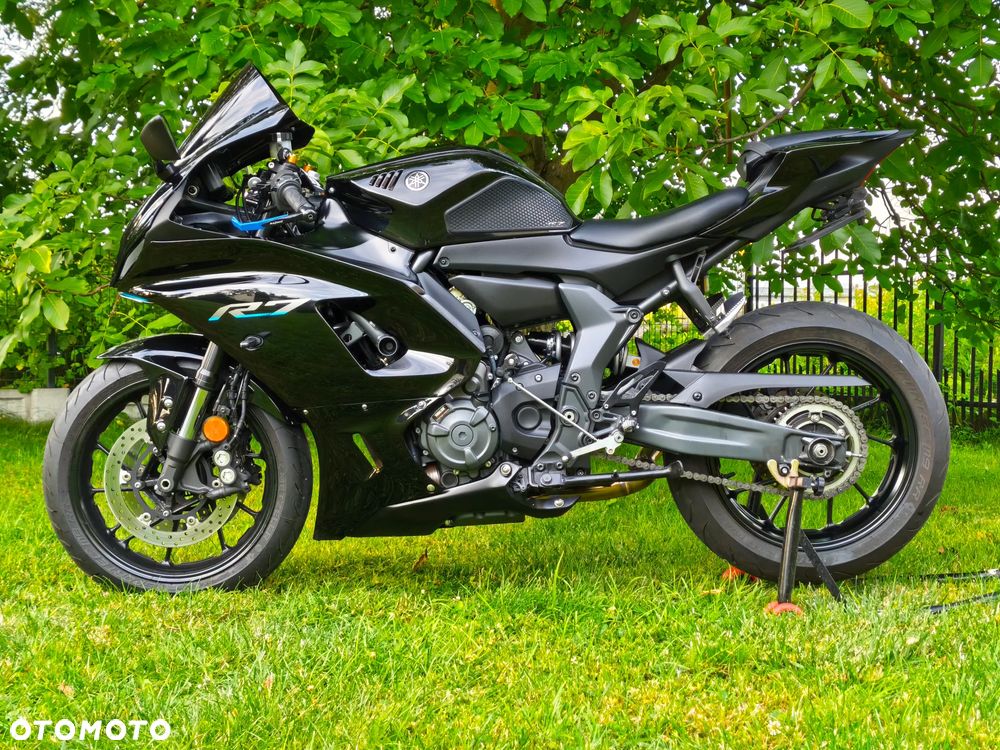Yamaha R7 - 13