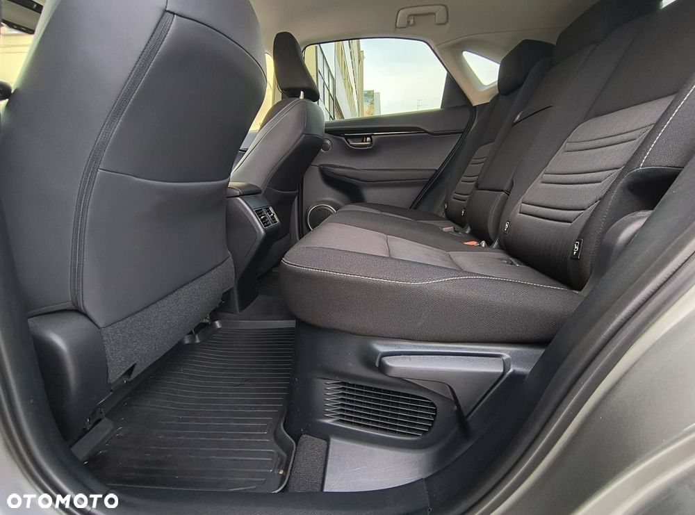 Lexus NX 300 Business Edition AWD - 15