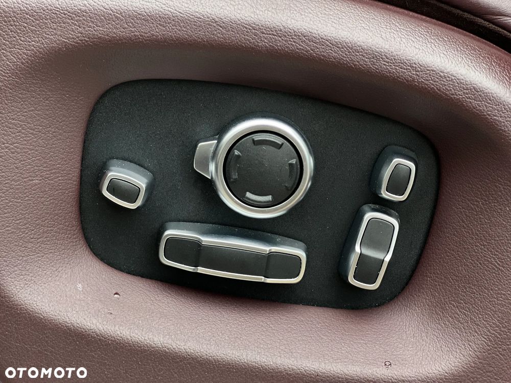 Land Rover Range Rover - 25