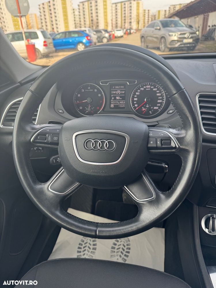 Audi Q3 1.4 TFSI Stronic Design - 8