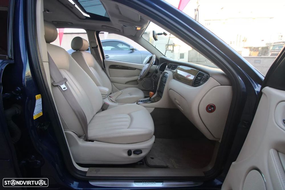 Jaguar X-Type - 25