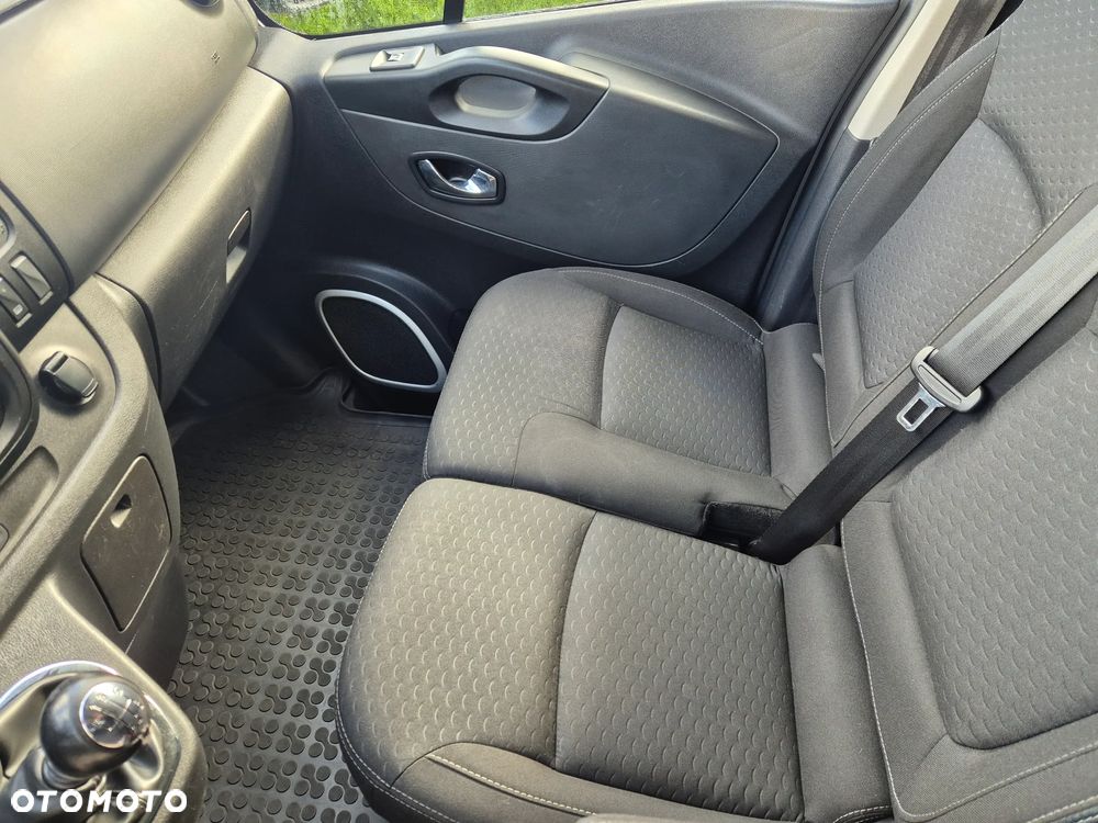 Opel Vivaro - 7