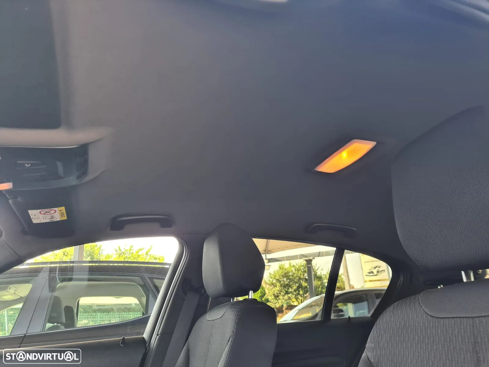 BMW 116 d Advantage Auto - 24