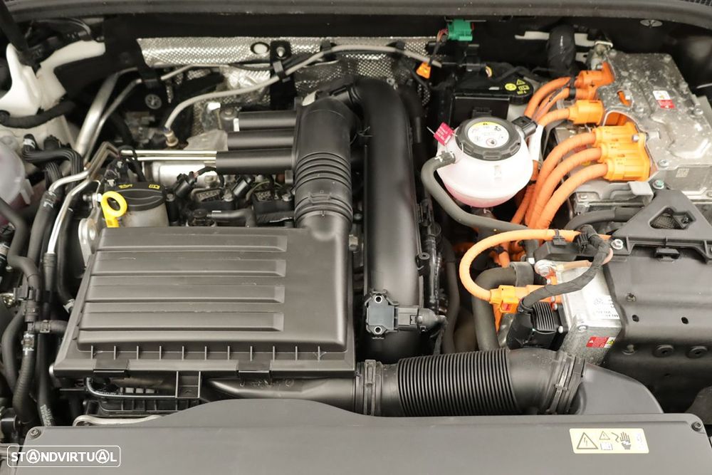 Audi Q3 Sportback 45 TFSIe S line S tronic - 26