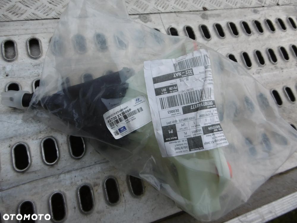 LEWAREK WYBIERAK HYUNDAI iX35 - 1